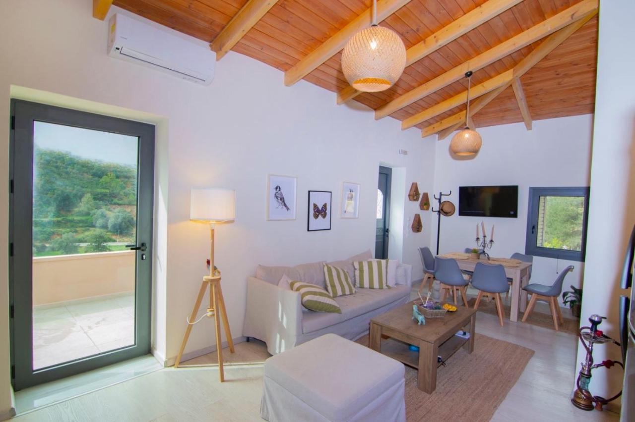 Ampelos Cretan Villa - Private Pool & Heated Ozone Jacuzzi Yerolákkos Exteriér fotografie